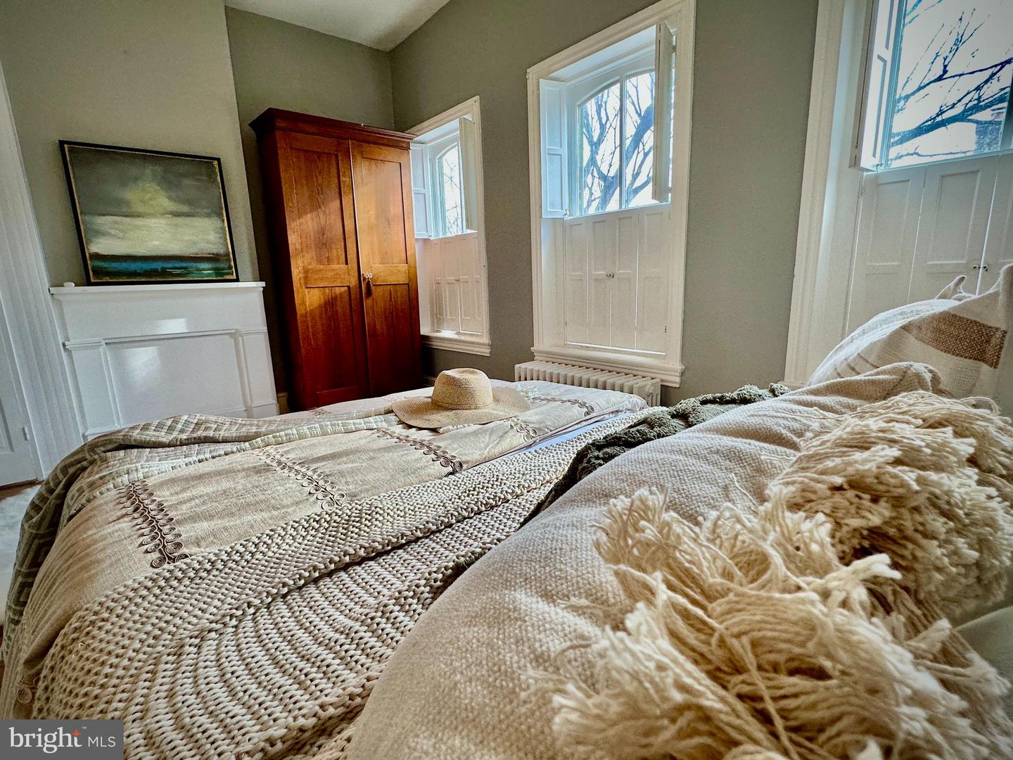 719 GIBBON ST, ALEXANDRIA, Virginia 22314, 3 Bedrooms Bedrooms, ,3 BathroomsBathrooms,Residential,For sale,719 GIBBON ST,VAAX2053026 MLS # VAAX2053026