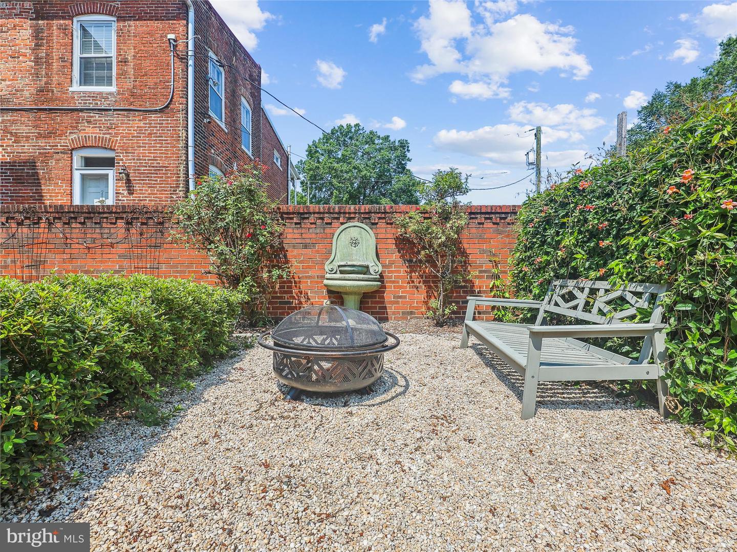 719 GIBBON ST, ALEXANDRIA, Virginia 22314, 3 Bedrooms Bedrooms, ,3 BathroomsBathrooms,Residential,For sale,719 GIBBON ST,VAAX2053026 MLS # VAAX2053026