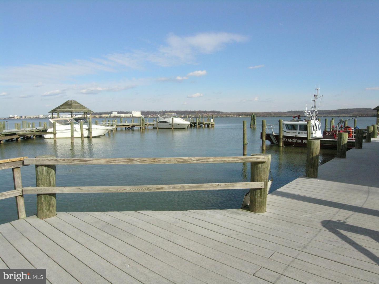 719 GIBBON ST, ALEXANDRIA, Virginia 22314, 3 Bedrooms Bedrooms, ,3 BathroomsBathrooms,Residential,For sale,719 GIBBON ST,VAAX2053026 MLS # VAAX2053026