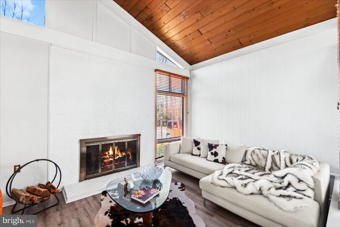 12711 TORRINGTON ST, WOODBRIDGE, Virginia 22192, 3 Bedrooms Bedrooms, ,2 BathroomsBathrooms,Residential,For sale,12711 TORRINGTON ST,VAPW2110364 MLS # VAPW2110364