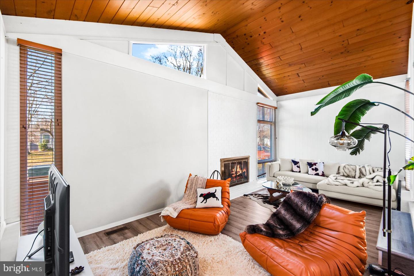 12711 TORRINGTON ST, WOODBRIDGE, Virginia 22192, 3 Bedrooms Bedrooms, ,2 BathroomsBathrooms,Residential,For sale,12711 TORRINGTON ST,VAPW2110364 MLS # VAPW2110364