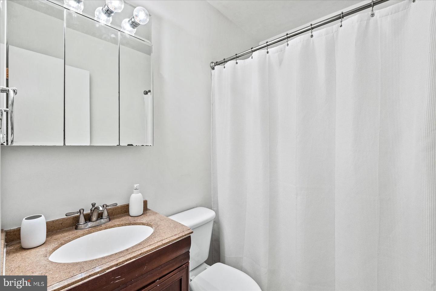 12711 TORRINGTON ST, WOODBRIDGE, Virginia 22192, 3 Bedrooms Bedrooms, ,2 BathroomsBathrooms,Residential,For sale,12711 TORRINGTON ST,VAPW2110364 MLS # VAPW2110364