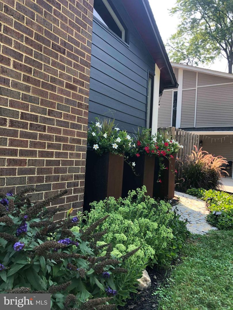 12711 TORRINGTON ST, WOODBRIDGE, Virginia 22192, 3 Bedrooms Bedrooms, ,2 BathroomsBathrooms,Residential,For sale,12711 TORRINGTON ST,VAPW2110364 MLS # VAPW2110364