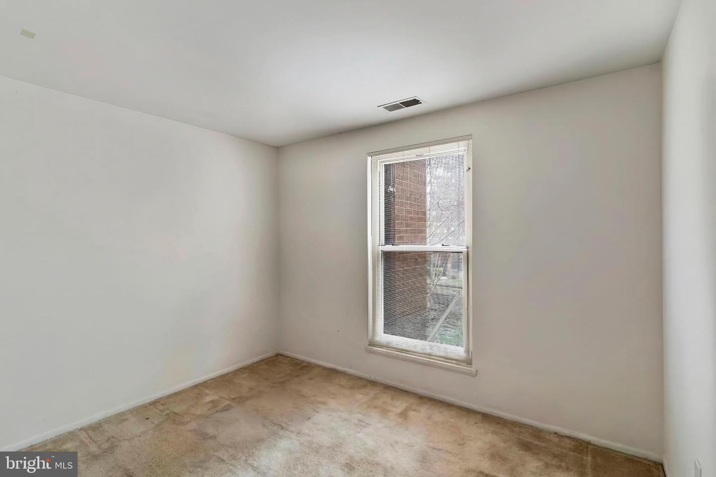 3362 WOODBURN RD #13, ANNANDALE, Virginia 22003, 3 Bedrooms Bedrooms, ,2 BathroomsBathrooms,Residential,For sale,3362 WOODBURN RD #13,VAFX2285204 MLS # VAFX2285204