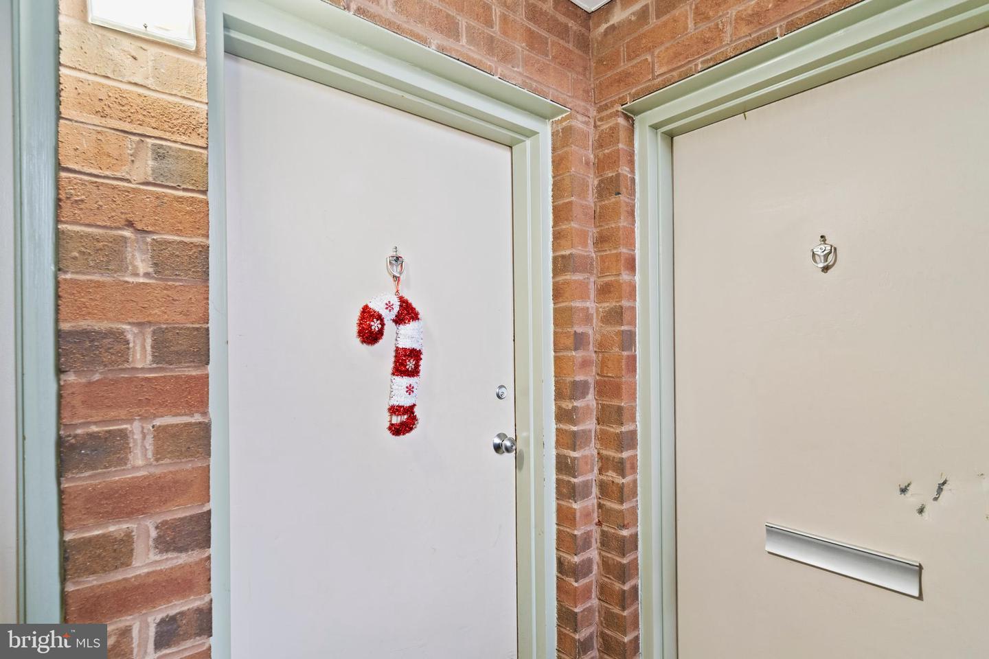 3362 WOODBURN RD #13, ANNANDALE, Virginia 22003, 3 Bedrooms Bedrooms, ,2 BathroomsBathrooms,Residential,For sale,3362 WOODBURN RD #13,VAFX2285204 MLS # VAFX2285204