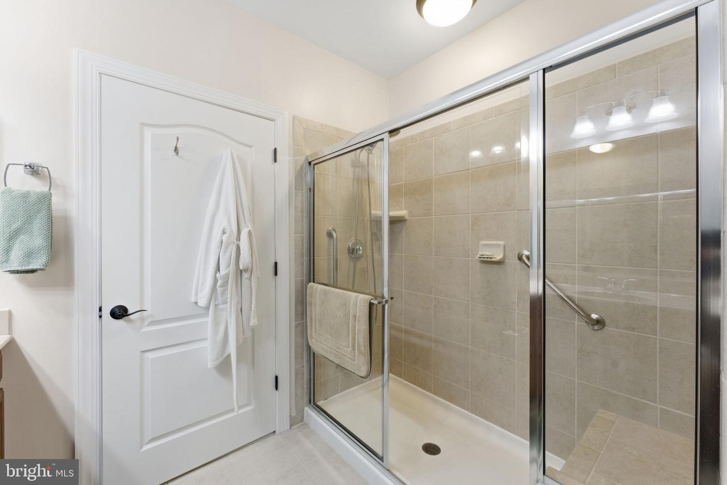 15110 HEATHER MILL LN #305, HAYMARKET, Virginia 20169, 2 Bedrooms Bedrooms, 7 Rooms Rooms,2 BathroomsBathrooms,Residential,For sale,15110 HEATHER MILL LN #305,VAPW2110370 MLS # VAPW2110370