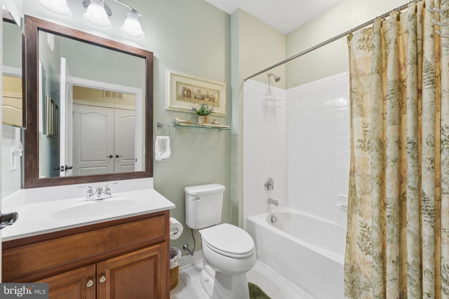 15110 HEATHER MILL LN #305, HAYMARKET, Virginia 20169, 2 Bedrooms Bedrooms, 7 Rooms Rooms,2 BathroomsBathrooms,Residential,For sale,15110 HEATHER MILL LN #305,VAPW2110370 MLS # VAPW2110370