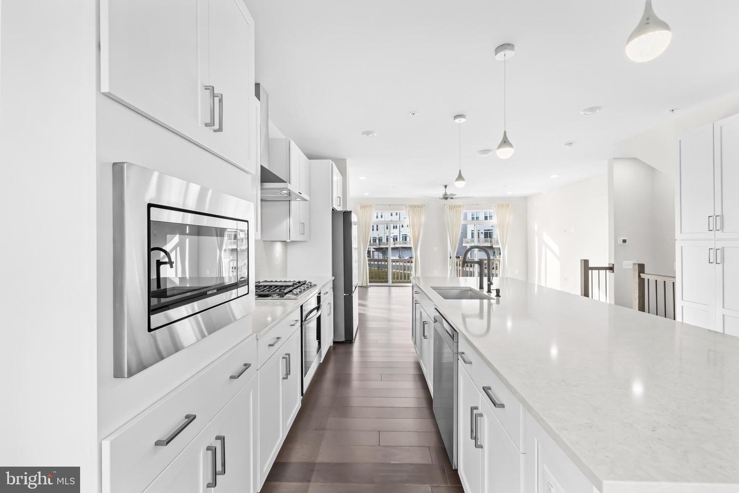 23158 HORSESHOE TRAIL SQUARE, ASHBURN, Virginia 20148, 5 Bedrooms Bedrooms, ,4 BathroomsBathrooms,Residential,For sale,23158 HORSESHOE TRAIL SQUARE,VALO2113754 MLS # VALO2113754