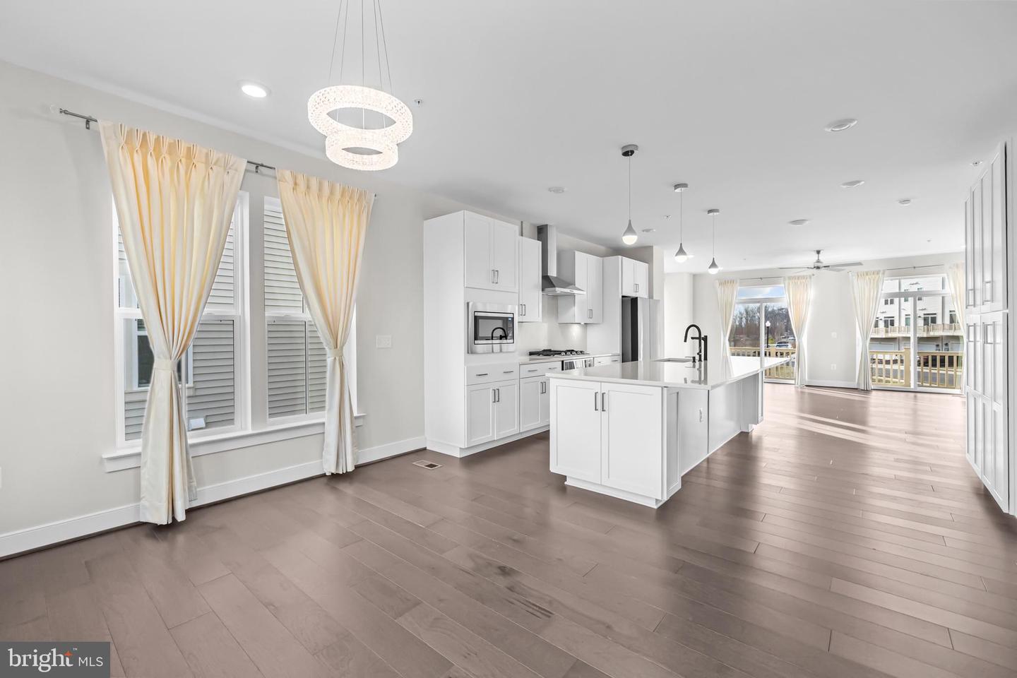 23158 HORSESHOE TRAIL SQUARE, ASHBURN, Virginia 20148, 5 Bedrooms Bedrooms, ,4 BathroomsBathrooms,Residential,For sale,23158 HORSESHOE TRAIL SQUARE,VALO2113754 MLS # VALO2113754