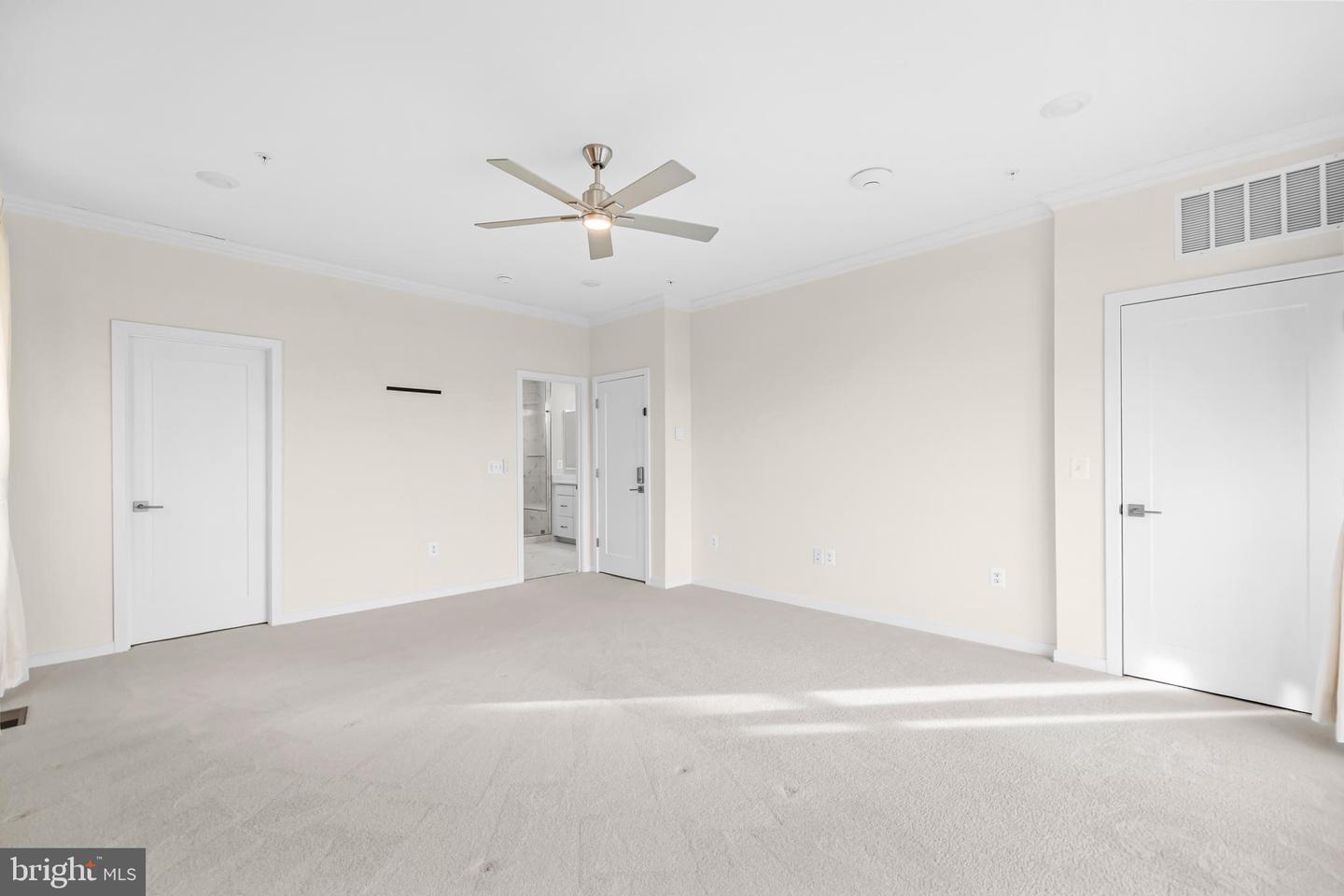 23158 HORSESHOE TRAIL SQUARE, ASHBURN, Virginia 20148, 5 Bedrooms Bedrooms, ,4 BathroomsBathrooms,Residential,For sale,23158 HORSESHOE TRAIL SQUARE,VALO2113754 MLS # VALO2113754