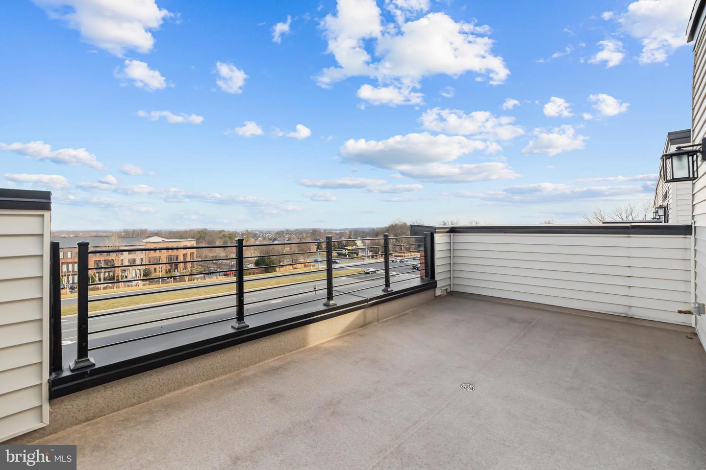 23158 HORSESHOE TRAIL SQUARE, ASHBURN, Virginia 20148, 5 Bedrooms Bedrooms, ,4 BathroomsBathrooms,Residential,For sale,23158 HORSESHOE TRAIL SQUARE,VALO2113754 MLS # VALO2113754