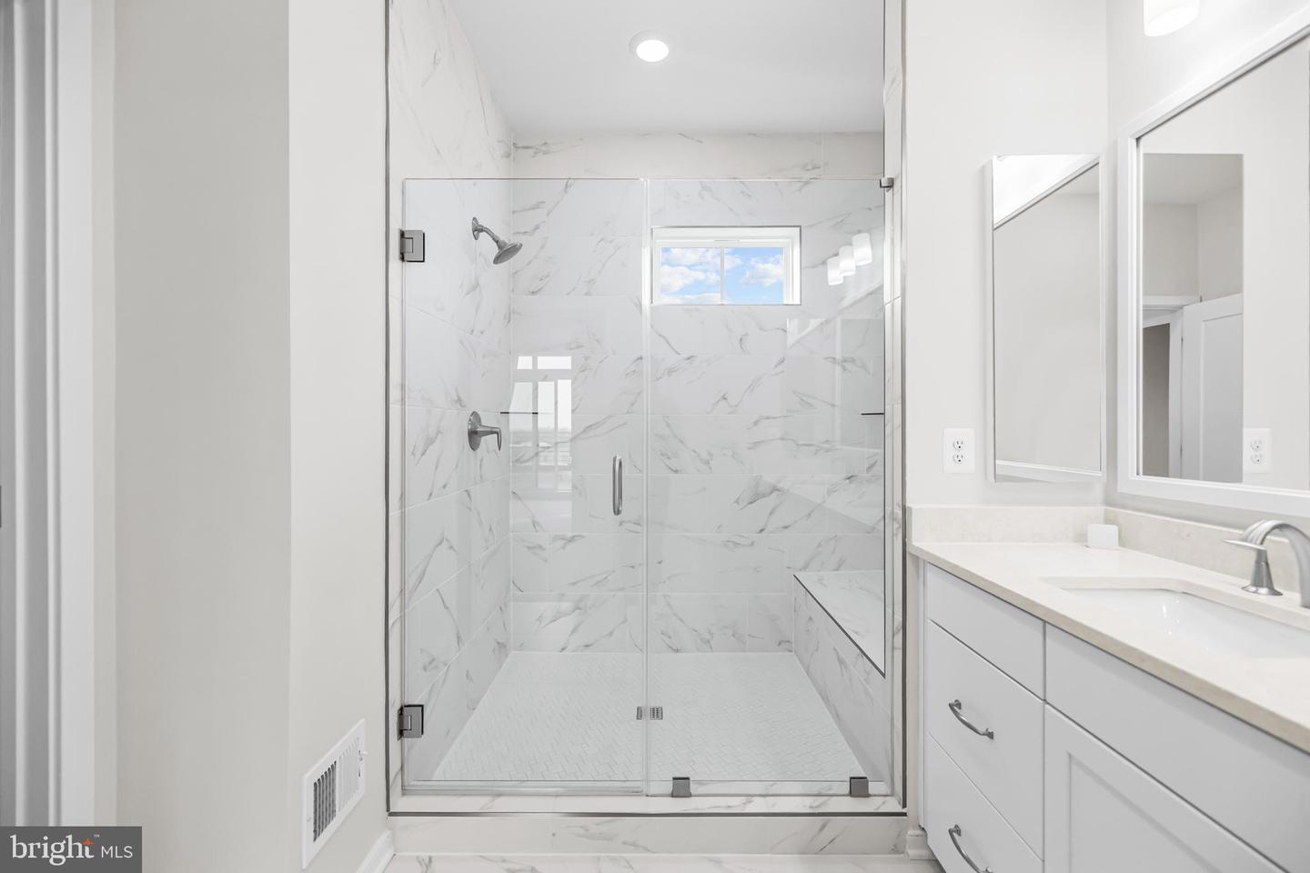 23158 HORSESHOE TRAIL SQUARE, ASHBURN, Virginia 20148, 5 Bedrooms Bedrooms, ,4 BathroomsBathrooms,Residential,For sale,23158 HORSESHOE TRAIL SQUARE,VALO2113754 MLS # VALO2113754