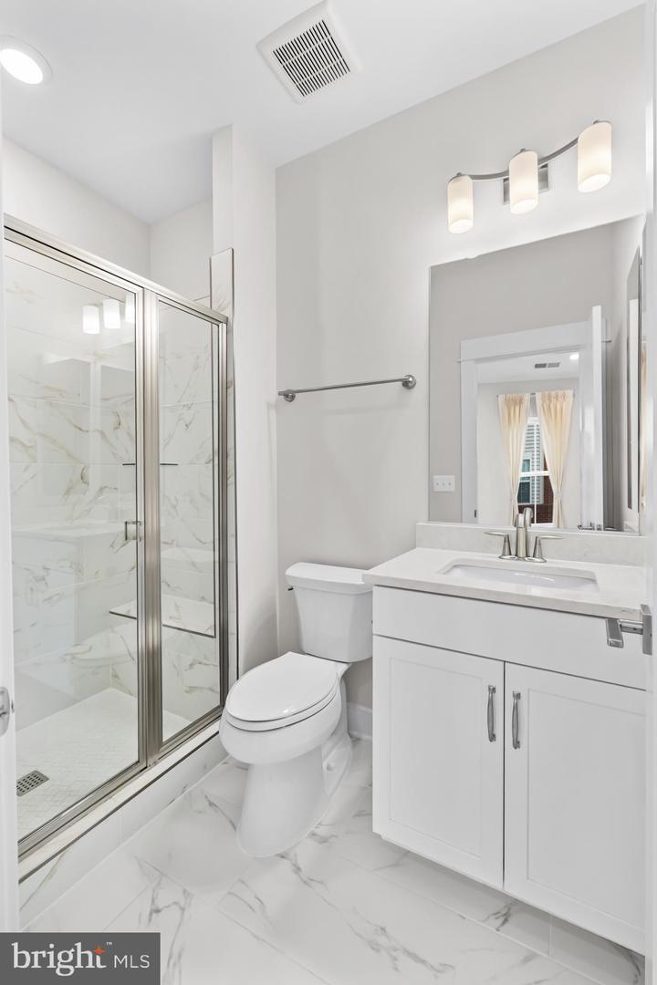 23158 HORSESHOE TRAIL SQUARE, ASHBURN, Virginia 20148, 5 Bedrooms Bedrooms, ,4 BathroomsBathrooms,Residential,For sale,23158 HORSESHOE TRAIL SQUARE,VALO2113754 MLS # VALO2113754