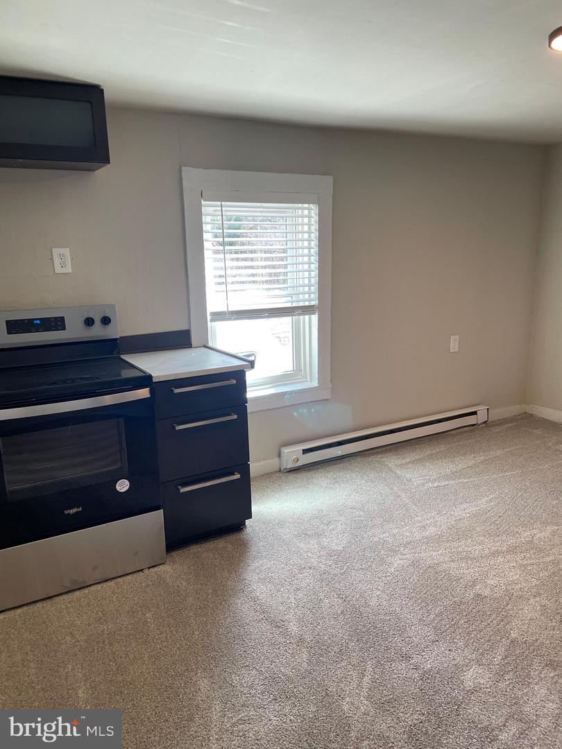 45 AND 45 1/2 RACE ST, WINCHESTER, Virginia 22601, 2 Bedrooms Bedrooms, ,1 BathroomBathrooms,Residential,For sale,45 AND 45 1/2 RACE ST,VAWI2009722 MLS # VAWI2009722