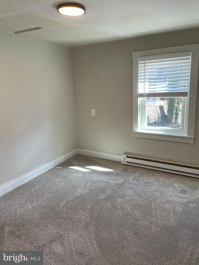 45 AND 45 1/2 RACE ST, WINCHESTER, Virginia 22601, 2 Bedrooms Bedrooms, ,1 BathroomBathrooms,Residential,For sale,45 AND 45 1/2 RACE ST,VAWI2009722 MLS # VAWI2009722