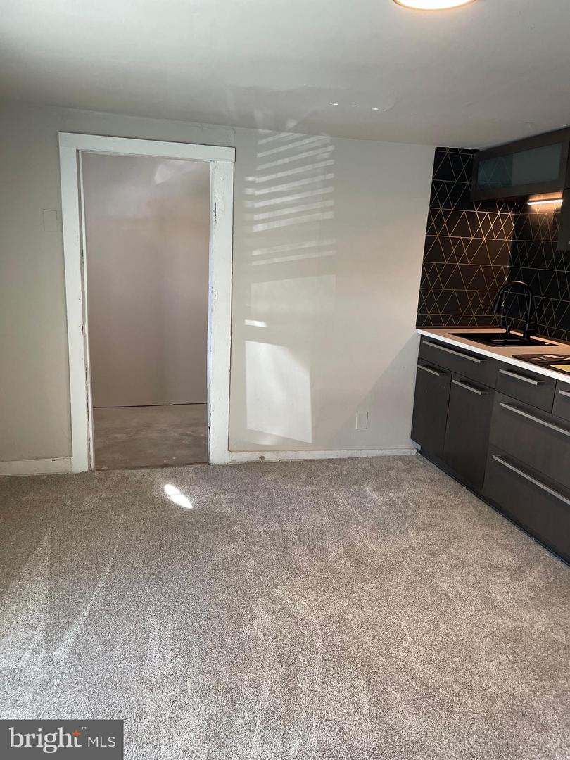 45 AND 45 1/2 RACE ST, WINCHESTER, Virginia 22601, 2 Bedrooms Bedrooms, ,1 BathroomBathrooms,Residential,For sale,45 AND 45 1/2 RACE ST,VAWI2009722 MLS # VAWI2009722