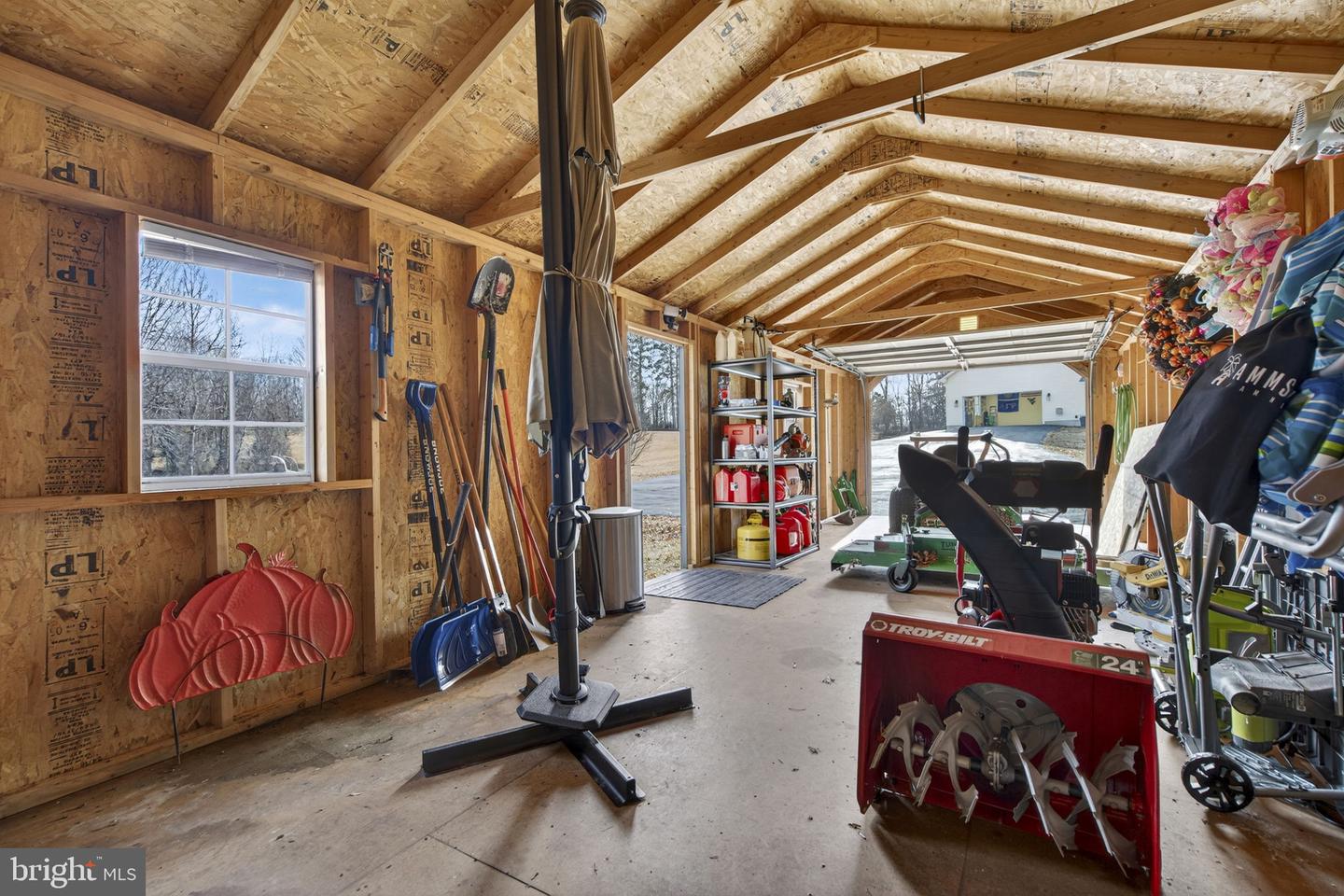 23 RICHMOND RD, CASTLETON, Virginia 22716, 4 Bedrooms Bedrooms, ,2 BathroomsBathrooms,Residential,For sale,23 RICHMOND RD,VARP2002458 MLS # VARP2002458