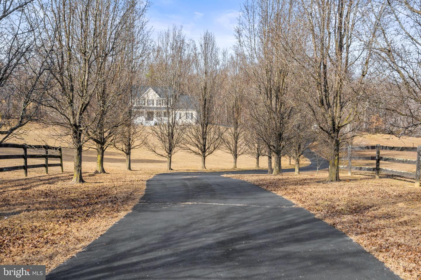23 RICHMOND RD, CASTLETON, Virginia 22716, 4 Bedrooms Bedrooms, ,2 BathroomsBathrooms,Residential,For sale,23 RICHMOND RD,VARP2002458 MLS # VARP2002458