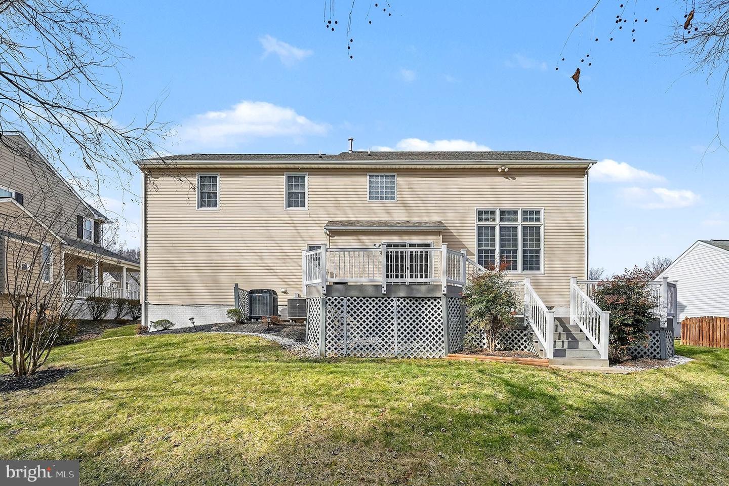 11407 RIVER MEADOWS WAY, FREDERICKSBURG, Virginia 22408, 4 Bedrooms Bedrooms, ,3 BathroomsBathrooms,Residential,For sale,11407 RIVER MEADOWS WAY,VASP2038542 MLS # VASP2038542