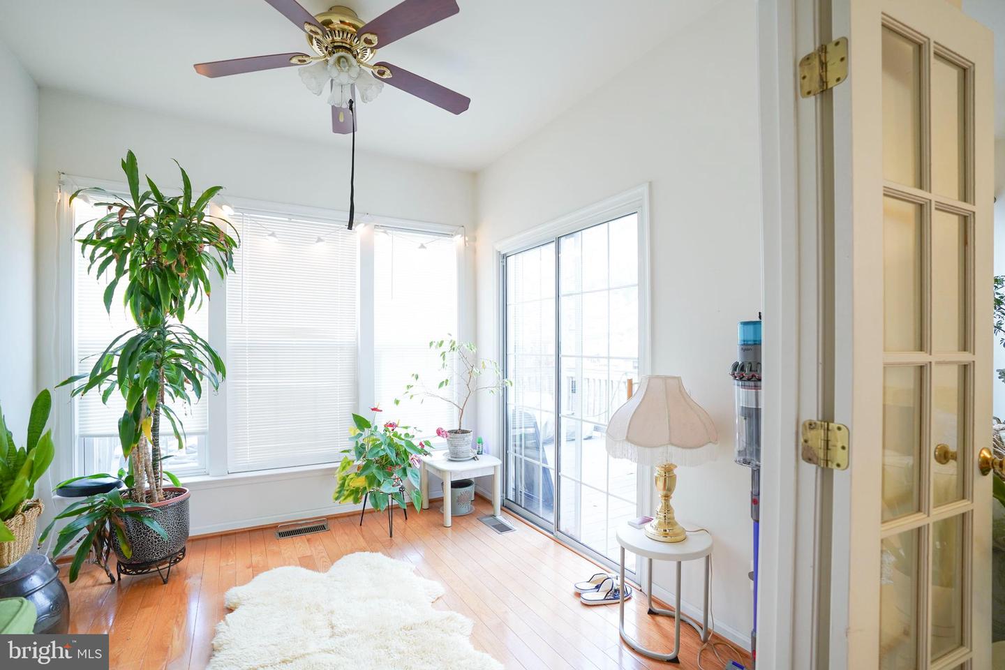 13932 GOTHIC DR, CENTREVILLE, Virginia 20121, 3 Bedrooms Bedrooms, ,3 BathroomsBathrooms,Residential,For sale,13932 GOTHIC DR,VAFX2285240 MLS # VAFX2285240