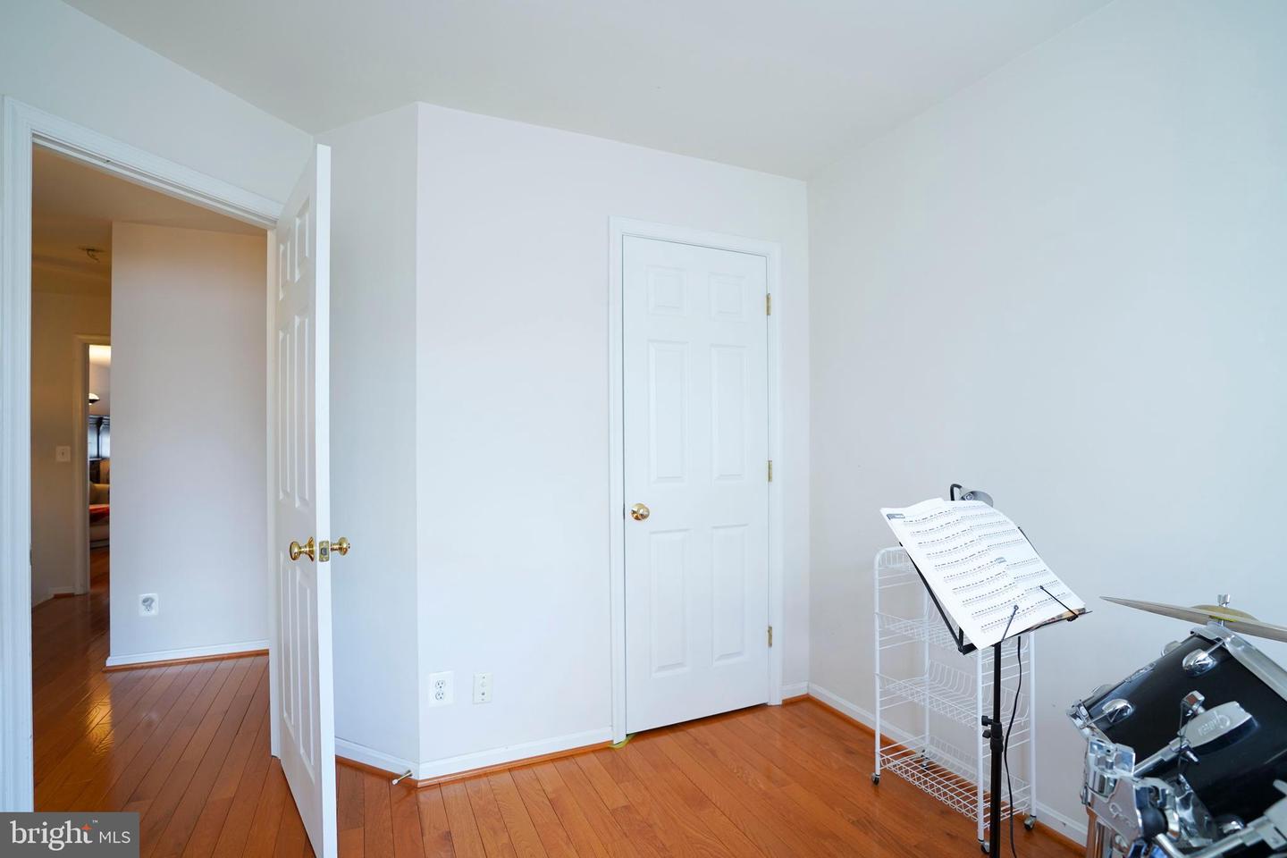 13932 GOTHIC DR, CENTREVILLE, Virginia 20121, 3 Bedrooms Bedrooms, ,3 BathroomsBathrooms,Residential,For sale,13932 GOTHIC DR,VAFX2285240 MLS # VAFX2285240