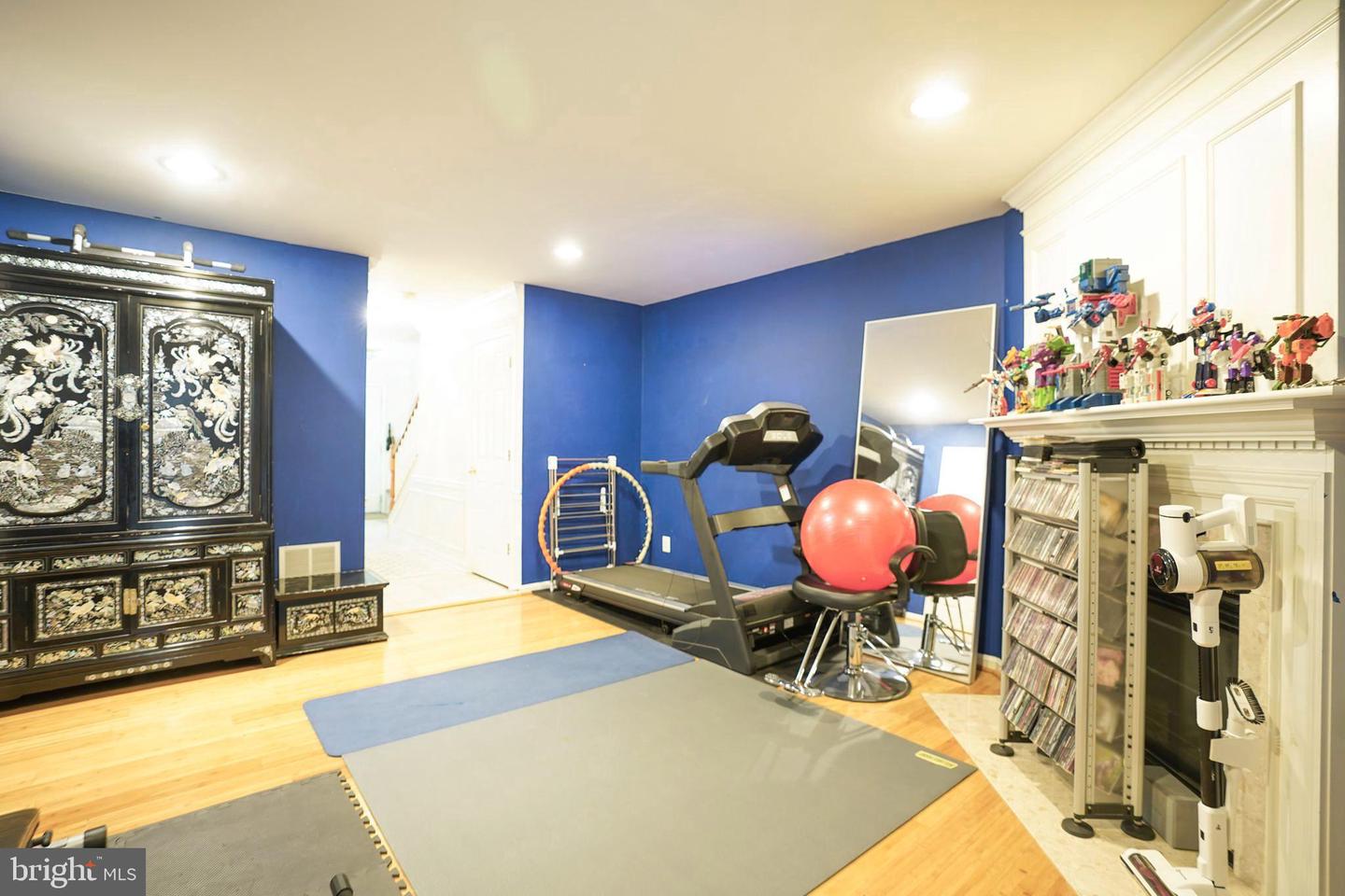 13932 GOTHIC DR, CENTREVILLE, Virginia 20121, 3 Bedrooms Bedrooms, ,3 BathroomsBathrooms,Residential,For sale,13932 GOTHIC DR,VAFX2285240 MLS # VAFX2285240