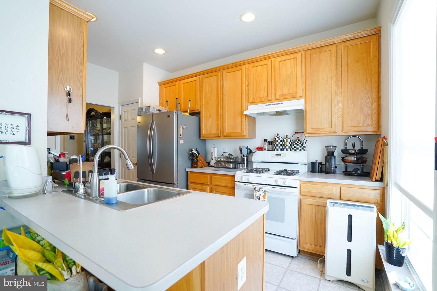 13932 GOTHIC DR, CENTREVILLE, Virginia 20121, 3 Bedrooms Bedrooms, ,3 BathroomsBathrooms,Residential,For sale,13932 GOTHIC DR,VAFX2285240 MLS # VAFX2285240