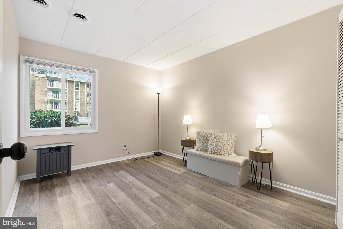 2648 REDCOAT DR #97, ALEXANDRIA, Virginia 22303, 2 Bedrooms Bedrooms, ,1 BathroomBathrooms,Residential,For sale,2648 REDCOAT DR #97,VAFX2285278 MLS # VAFX2285278