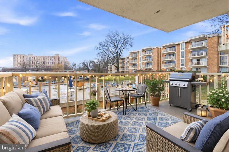 2648 REDCOAT DR #97, ALEXANDRIA, Virginia 22303, 2 Bedrooms Bedrooms, ,1 BathroomBathrooms,Residential,For sale,2648 REDCOAT DR #97,VAFX2285278 MLS # VAFX2285278