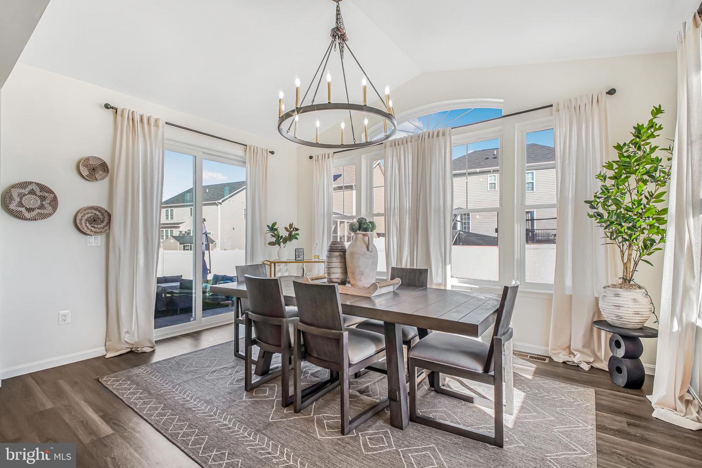 10103 GOVERNORS LN, FREDERICKSBURG, Virginia 22408, 5 Bedrooms Bedrooms, ,3 BathroomsBathrooms,Residential,For sale,10103 GOVERNORS LN,VASP2038562 MLS # VASP2038562