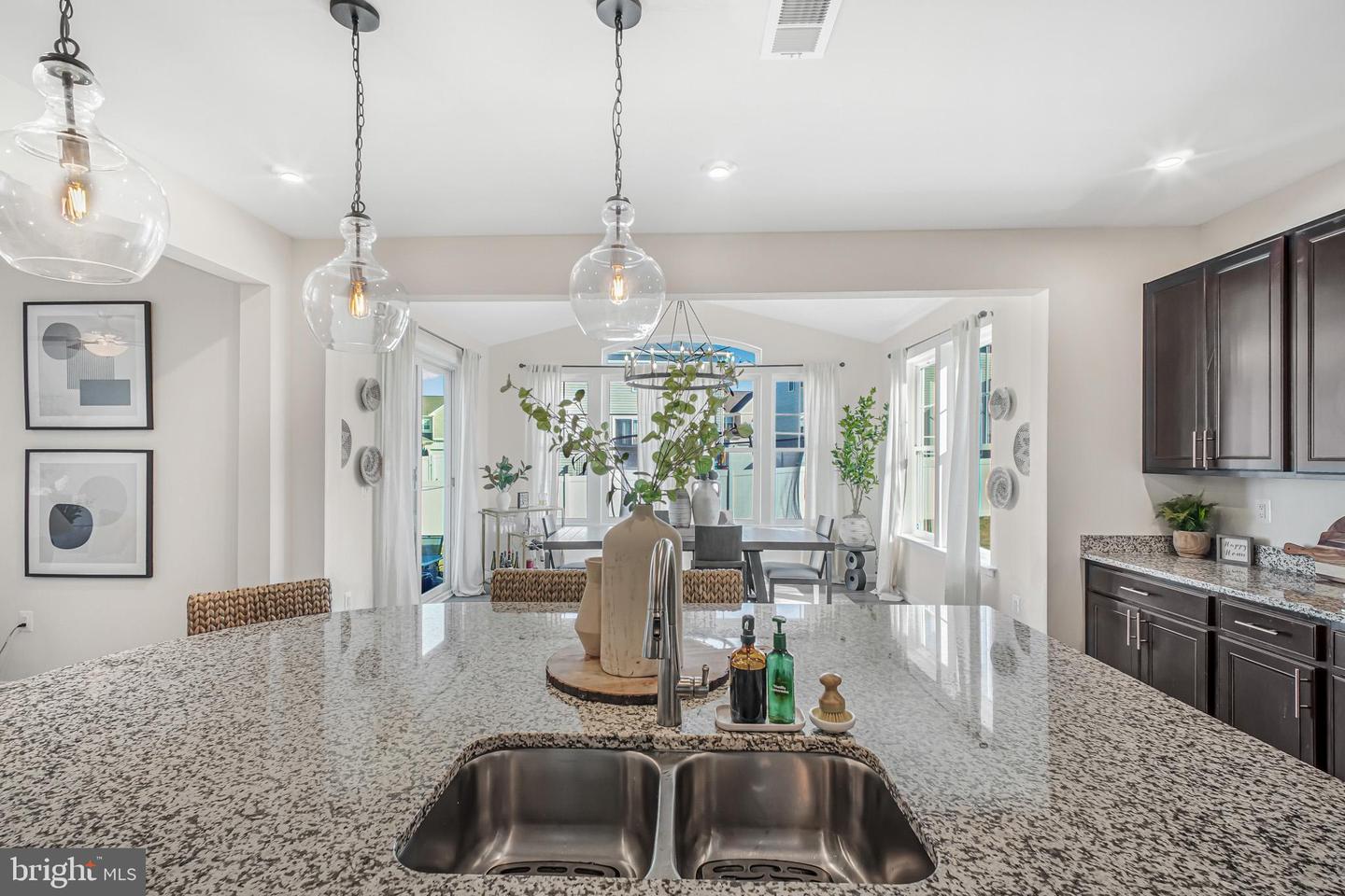 10103 GOVERNORS LN, FREDERICKSBURG, Virginia 22408, 5 Bedrooms Bedrooms, ,3 BathroomsBathrooms,Residential,For sale,10103 GOVERNORS LN,VASP2038562 MLS # VASP2038562