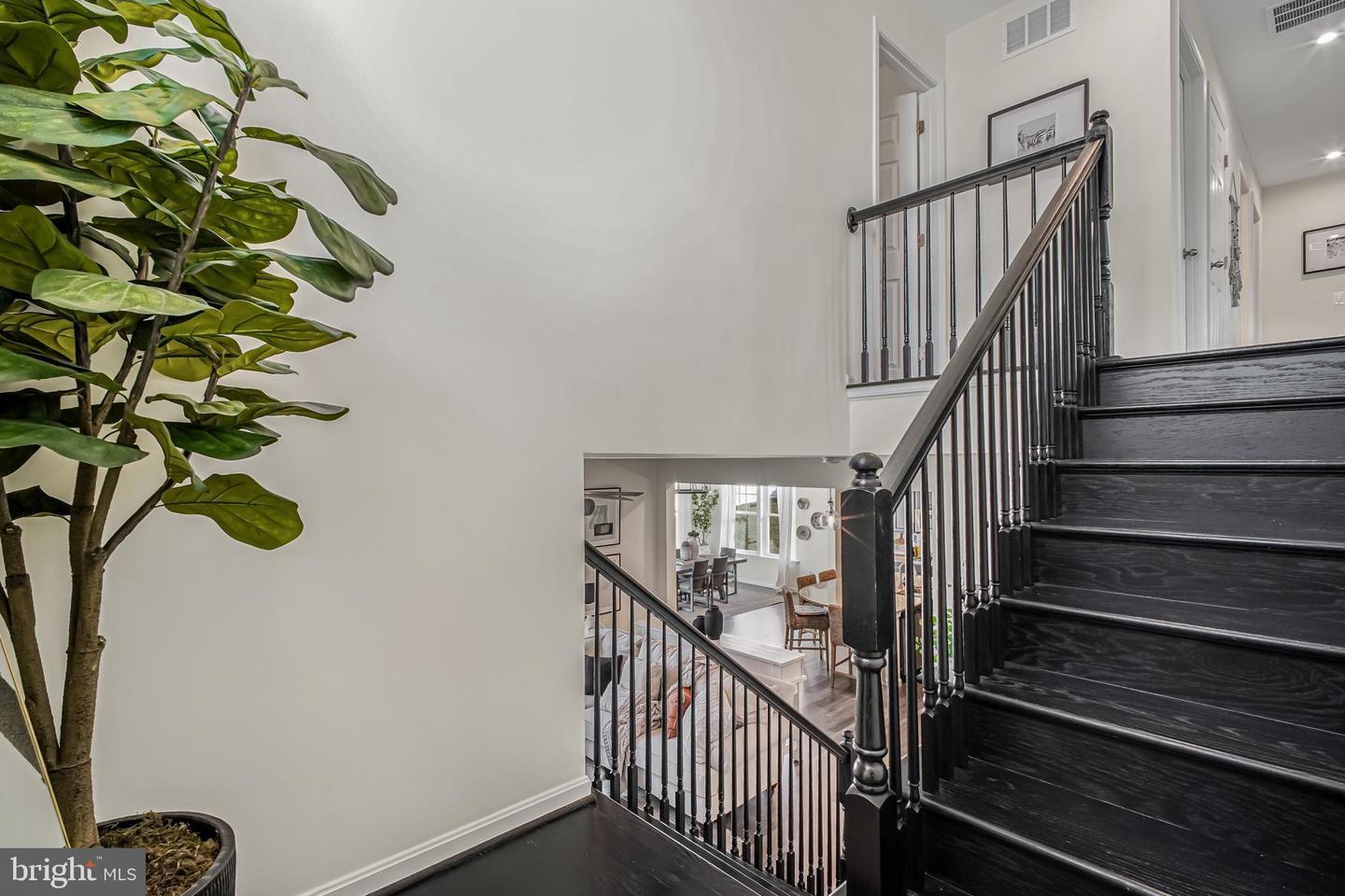 10103 GOVERNORS LN, FREDERICKSBURG, Virginia 22408, 5 Bedrooms Bedrooms, ,3 BathroomsBathrooms,Residential,For sale,10103 GOVERNORS LN,VASP2038562 MLS # VASP2038562