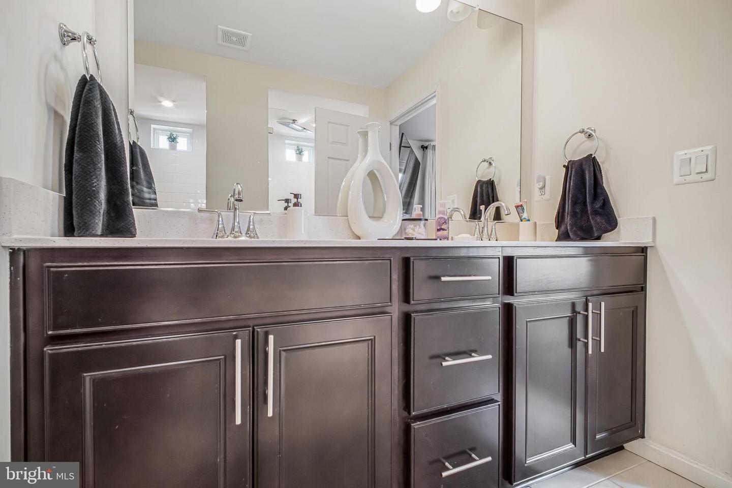 10103 GOVERNORS LN, FREDERICKSBURG, Virginia 22408, 5 Bedrooms Bedrooms, ,3 BathroomsBathrooms,Residential,For sale,10103 GOVERNORS LN,VASP2038562 MLS # VASP2038562