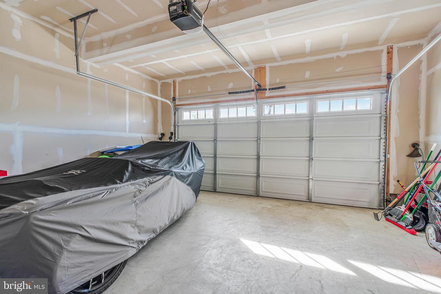 10103 GOVERNORS LN, FREDERICKSBURG, Virginia 22408, 5 Bedrooms Bedrooms, ,3 BathroomsBathrooms,Residential,For sale,10103 GOVERNORS LN,VASP2038562 MLS # VASP2038562