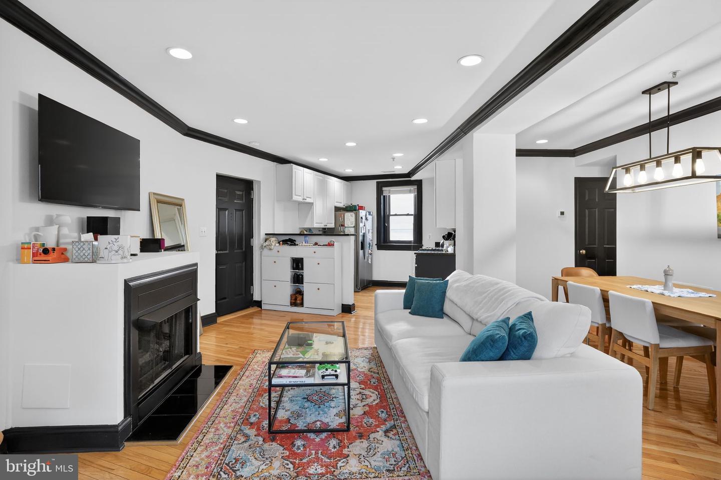 150 RHODE ISLAND AVE NW #303, WASHINGTON, District Of Columbia 20001, 2 Bedrooms Bedrooms, ,2 BathroomsBathrooms,Residential,For sale,150 RHODE ISLAND AVE NW #303,DCDC2240974 MLS # DCDC2240974