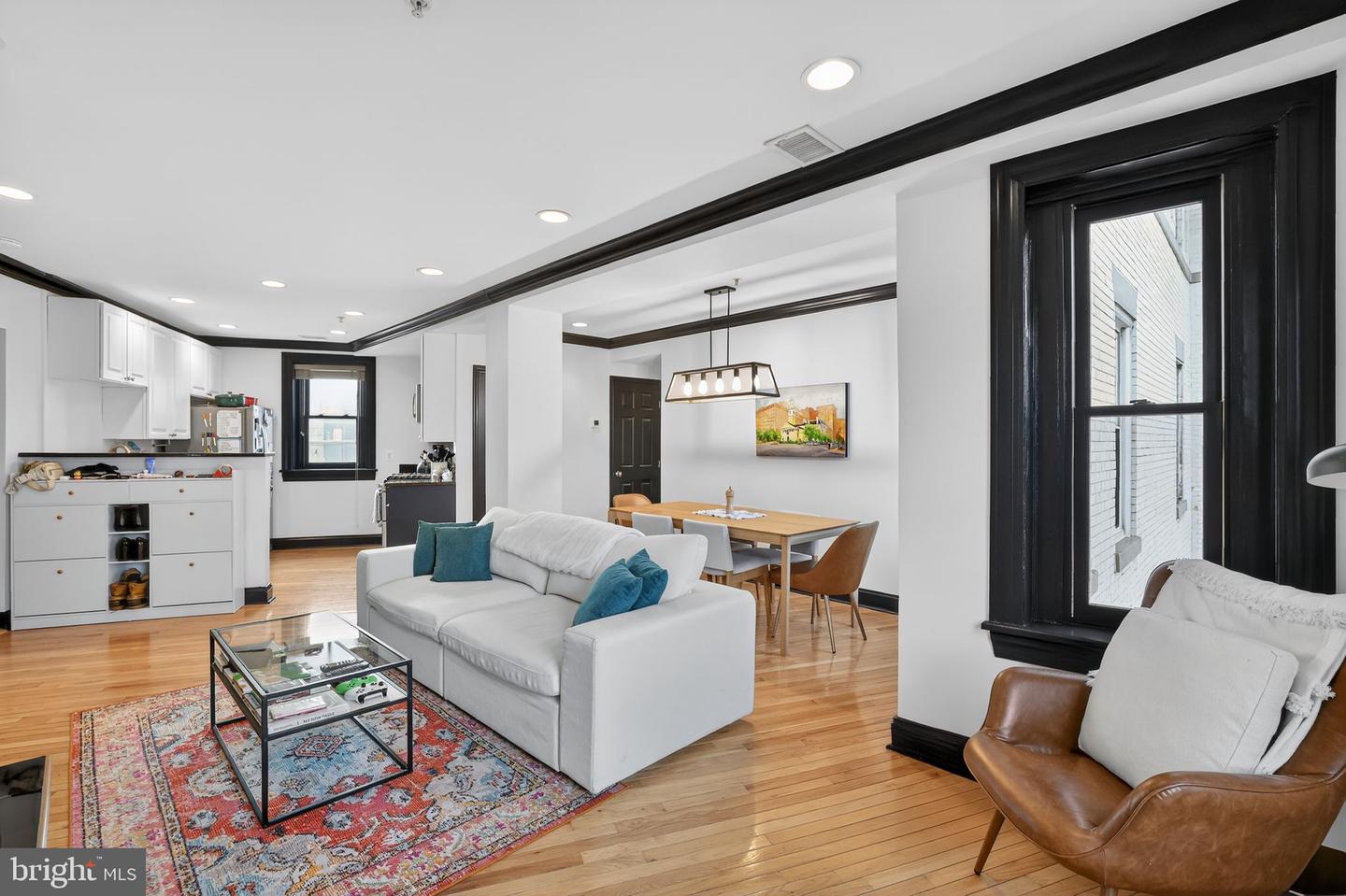 150 RHODE ISLAND AVE NW #303, WASHINGTON, District Of Columbia 20001, 2 Bedrooms Bedrooms, ,2 BathroomsBathrooms,Residential,For sale,150 RHODE ISLAND AVE NW #303,DCDC2240974 MLS # DCDC2240974