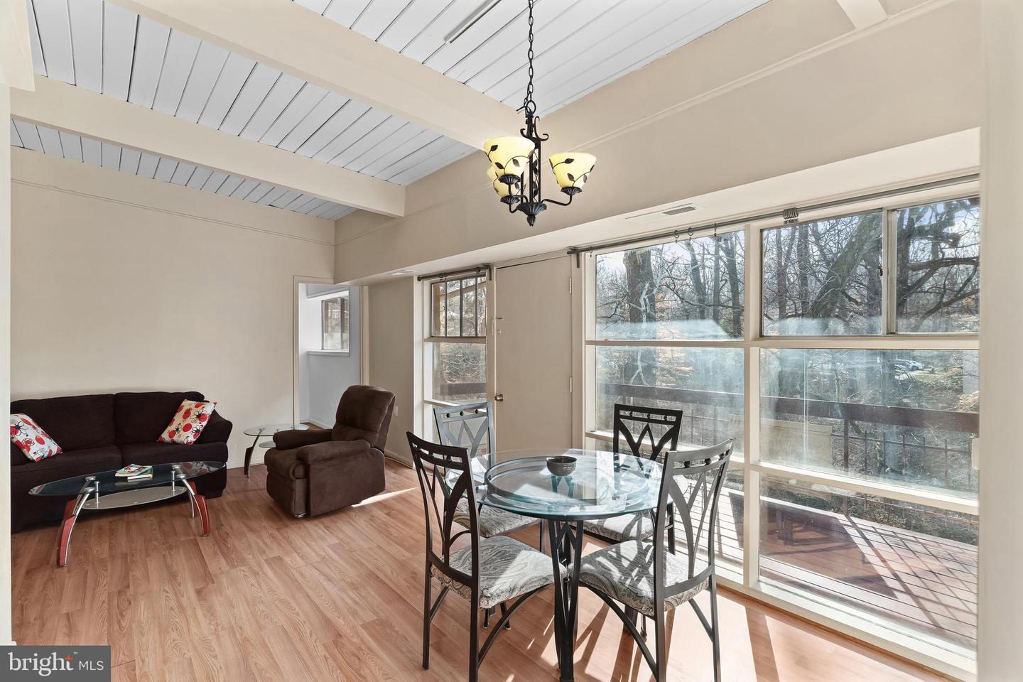 4221 AMERICANA DR #203, ANNANDALE, Virginia 22003, 2 Bedrooms Bedrooms, ,1 BathroomBathrooms,Residential,For sale,4221 AMERICANA DR #203,VAFX2285354 MLS # VAFX2285354 4221 AMERICANA DR #203, ANNANDALE, Virginia 22003, 2 Bedrooms Bedrooms, ,1 BathroomBathrooms,Residential,For sale,4221 AMERICANA DR #203,VAFX2285354 MLS # VAFX2285354