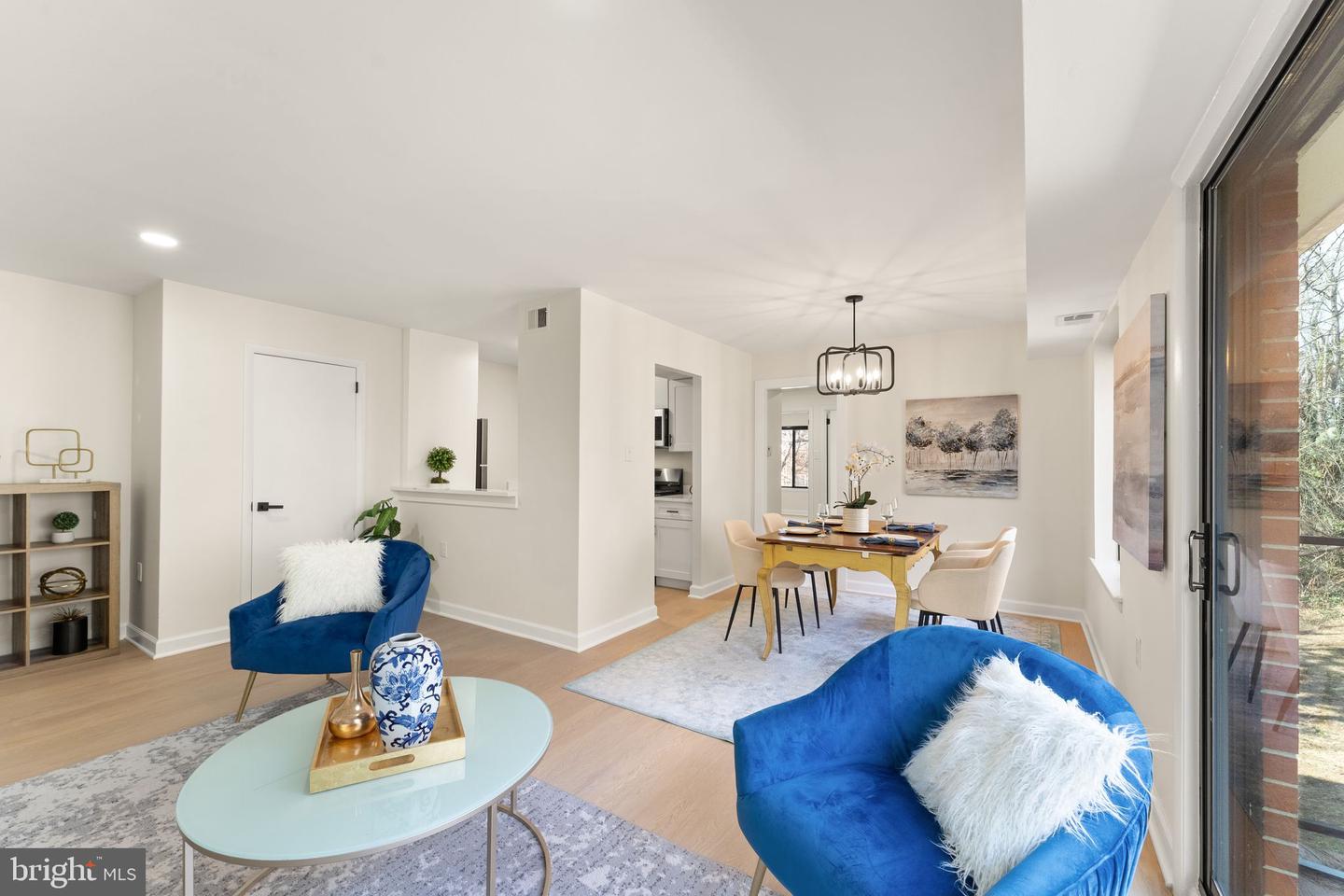 125-L CLUBHOUSE DR SW #L-9, LEESBURG, Virginia 20175, 2 Bedrooms Bedrooms, ,1 BathroomBathrooms,Residential,For sale,125-L CLUBHOUSE DR SW #L-9,VALO2113820 MLS # VALO2113820