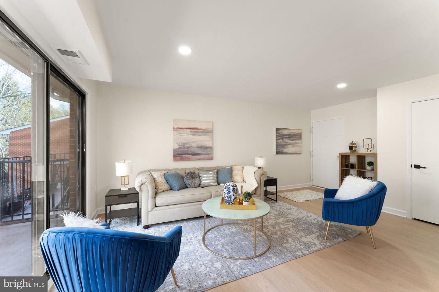 125-L CLUBHOUSE DR SW #L-9, LEESBURG, Virginia 20175, 2 Bedrooms Bedrooms, ,1 BathroomBathrooms,Residential,For sale,125-L CLUBHOUSE DR SW #L-9,VALO2113820 MLS # VALO2113820