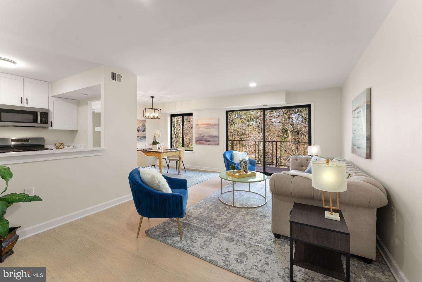 125-L CLUBHOUSE DR SW #L-9, LEESBURG, Virginia 20175, 2 Bedrooms Bedrooms, ,1 BathroomBathrooms,Residential,For sale,125-L CLUBHOUSE DR SW #L-9,VALO2113820 MLS # VALO2113820