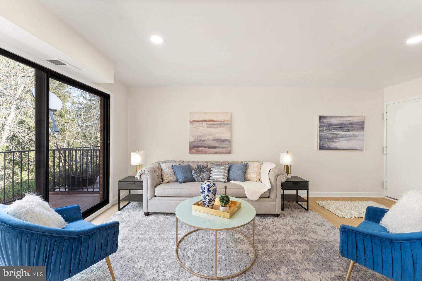 125-L CLUBHOUSE DR SW #L-9, LEESBURG, Virginia 20175, 2 Bedrooms Bedrooms, ,1 BathroomBathrooms,Residential,For sale,125-L CLUBHOUSE DR SW #L-9,VALO2113820 MLS # VALO2113820