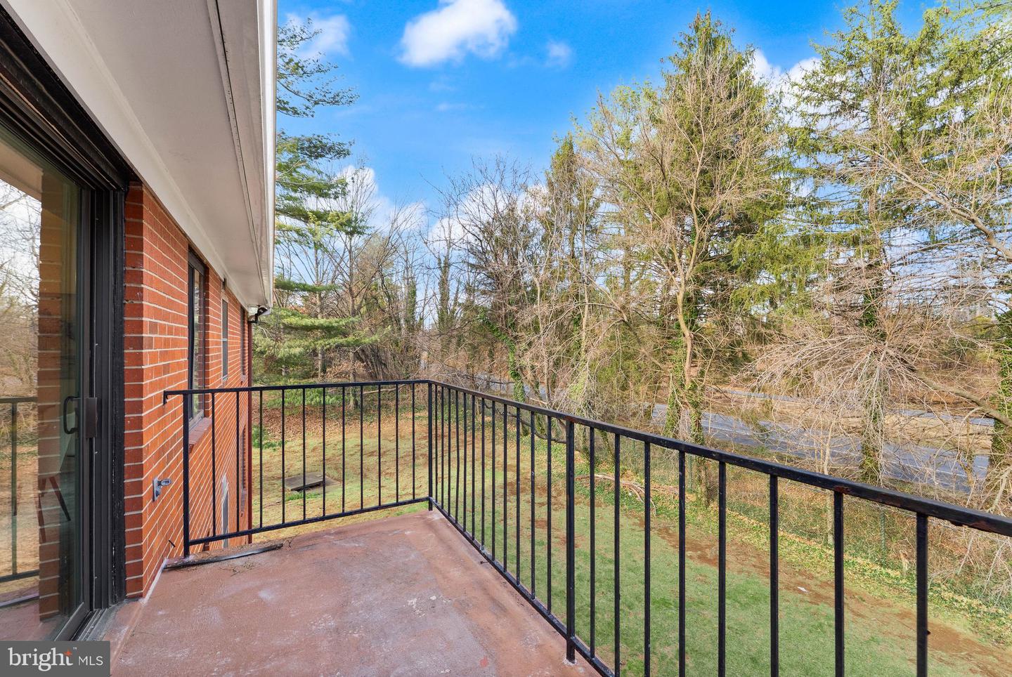 125-L CLUBHOUSE DR SW #L-9, LEESBURG, Virginia 20175, 2 Bedrooms Bedrooms, ,1 BathroomBathrooms,Residential,For sale,125-L CLUBHOUSE DR SW #L-9,VALO2113820 MLS # VALO2113820