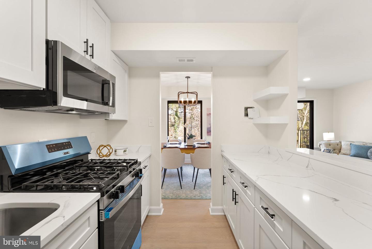 125-L CLUBHOUSE DR SW #L-9, LEESBURG, Virginia 20175, 2 Bedrooms Bedrooms, ,1 BathroomBathrooms,Residential,For sale,125-L CLUBHOUSE DR SW #L-9,VALO2113820 MLS # VALO2113820