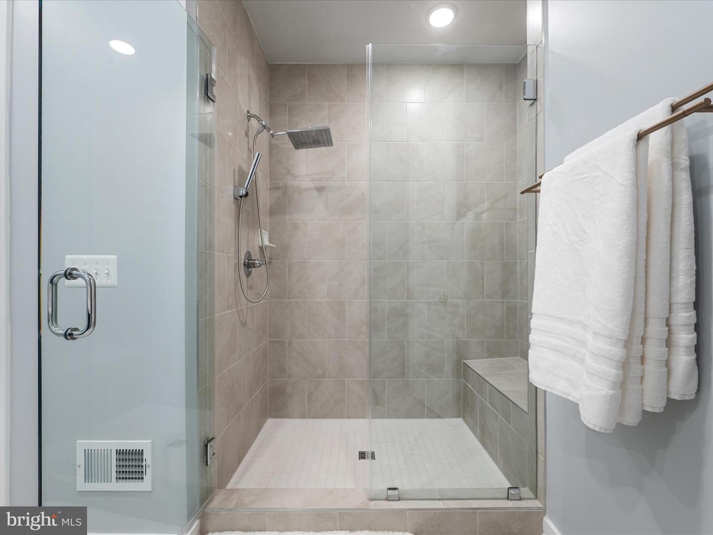 22976 COPPER TREE TER, ASHBURN, Virginia 20148, 3 Bedrooms Bedrooms, ,3 BathroomsBathrooms,Residential,For sale,22976 COPPER TREE TER,VALO2113824 MLS # VALO2113824