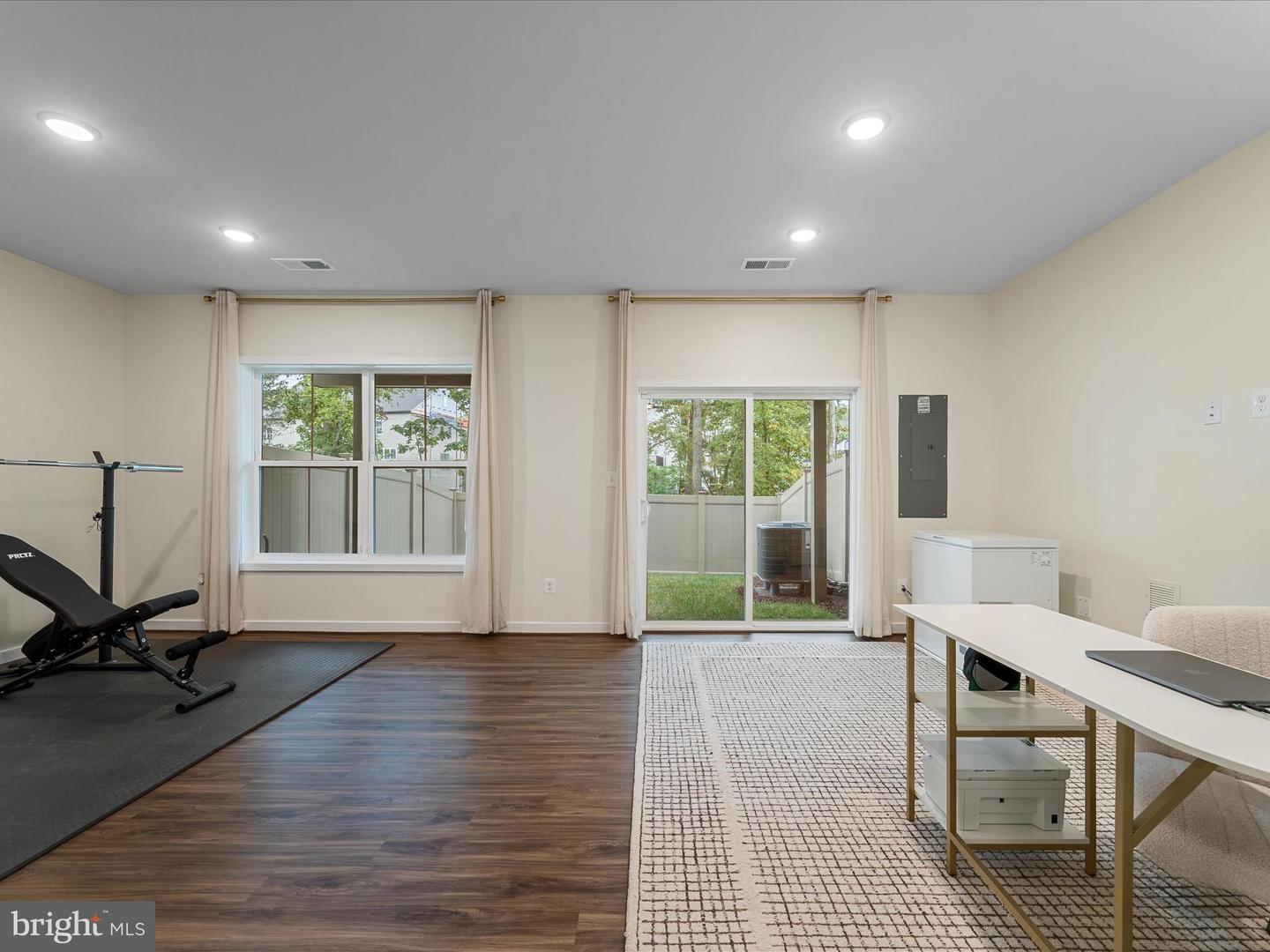 22976 COPPER TREE TER, ASHBURN, Virginia 20148, 3 Bedrooms Bedrooms, ,3 BathroomsBathrooms,Residential,For sale,22976 COPPER TREE TER,VALO2113824 MLS # VALO2113824