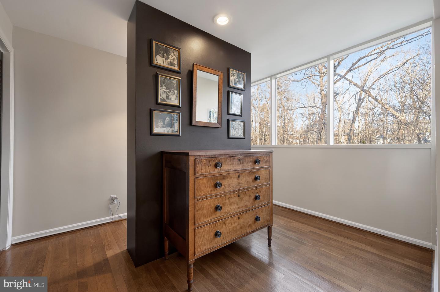 2205 PAUL SPRING RD, ALEXANDRIA, Virginia 22307, 3 Bedrooms Bedrooms, ,2 BathroomsBathrooms,Residential,For sale,2205 PAUL SPRING RD,VAFX2285402 MLS # VAFX2285402