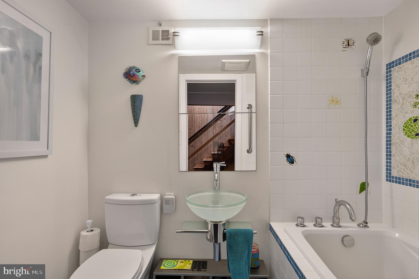 2205 PAUL SPRING RD, ALEXANDRIA, Virginia 22307, 3 Bedrooms Bedrooms, ,2 BathroomsBathrooms,Residential,For sale,2205 PAUL SPRING RD,VAFX2285402 MLS # VAFX2285402