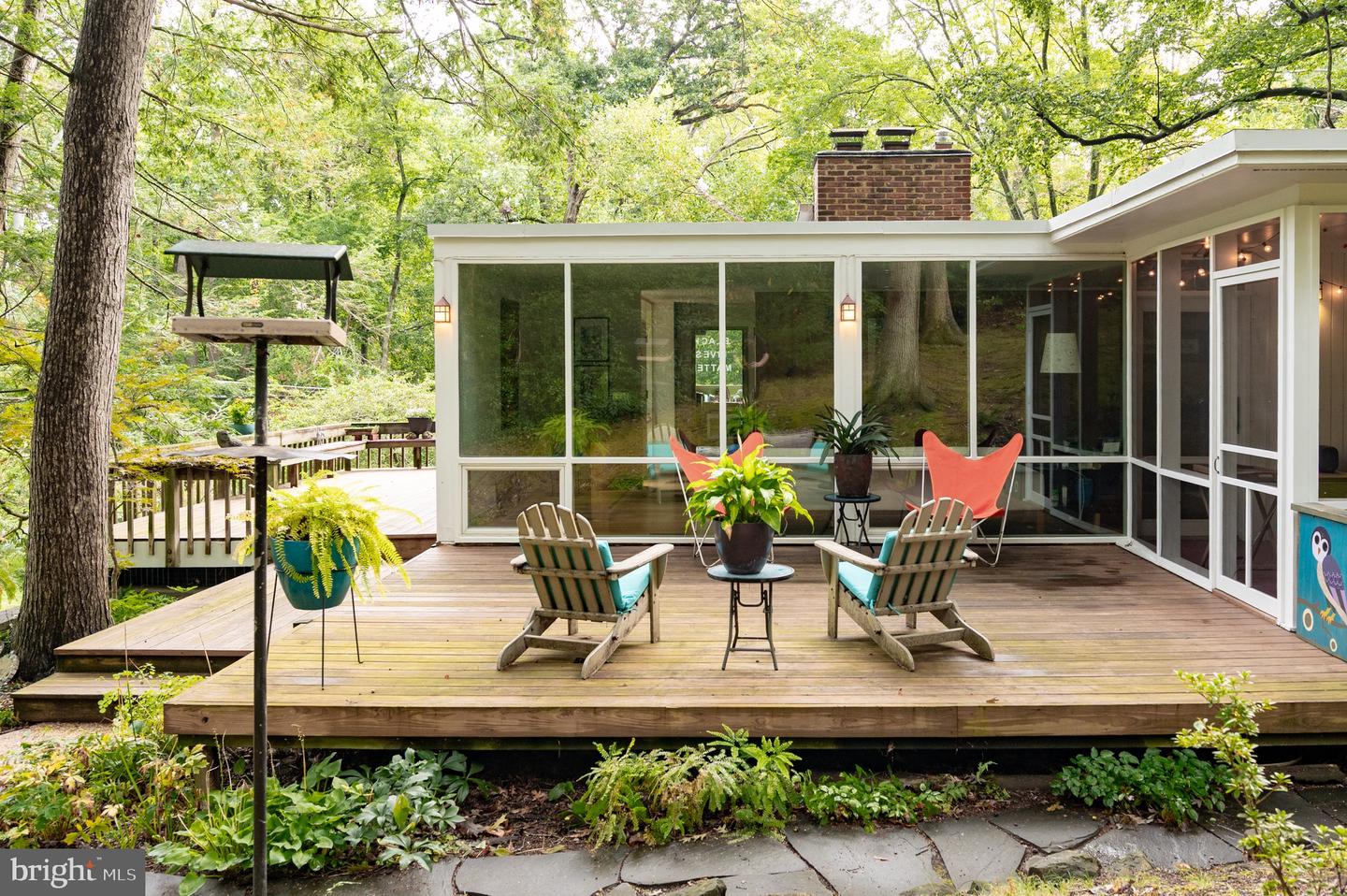 2205 PAUL SPRING RD, ALEXANDRIA, Virginia 22307, 3 Bedrooms Bedrooms, ,2 BathroomsBathrooms,Residential,For sale,2205 PAUL SPRING RD,VAFX2285402 MLS # VAFX2285402