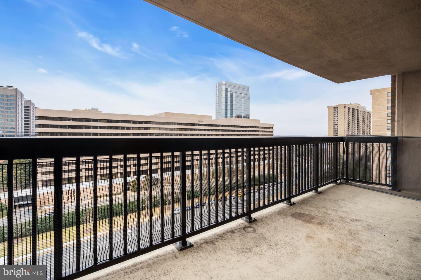 3713 S GEORGE MASON DR #1109, FALLS CHURCH, Virginia 22041, 1 Bedroom Bedrooms, ,1 BathroomBathrooms,Residential,For sale,3713 S GEORGE MASON DR #1109,VAFX2285416 MLS # VAFX2285416