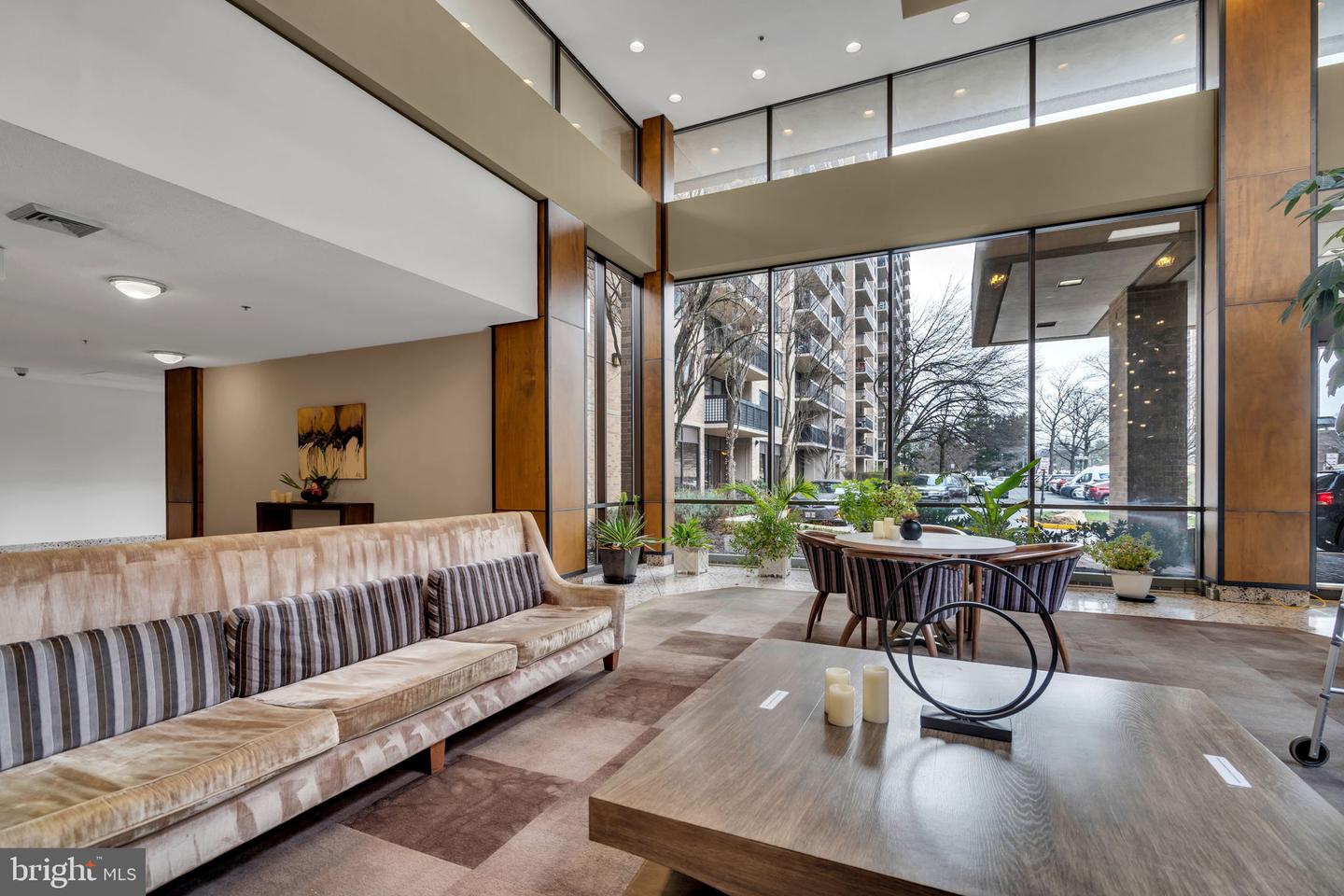 3713 S GEORGE MASON DR #1109, FALLS CHURCH, Virginia 22041, 1 Bedroom Bedrooms, ,1 BathroomBathrooms,Residential,For sale,3713 S GEORGE MASON DR #1109,VAFX2285416 MLS # VAFX2285416